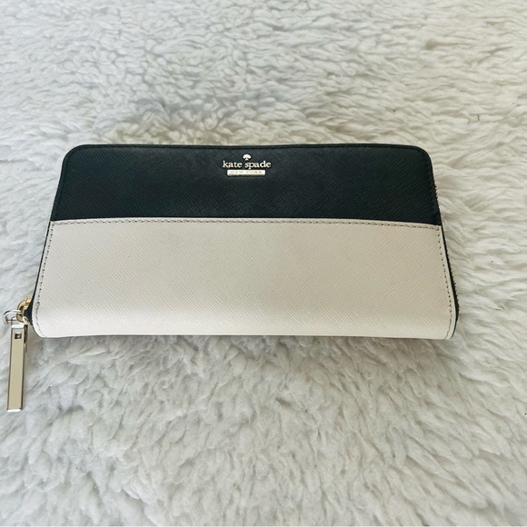 Kate Spade Stacie Color Block Beige/Black Zip Around Long Wallet - Picture 2 of 12